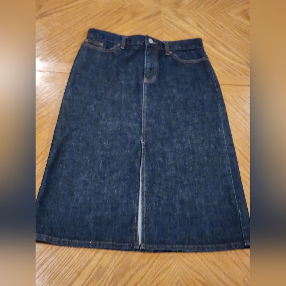 Gap jean A Line Skirt, Size 4, EUC